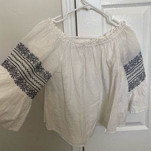 Cute white & blue blouse!